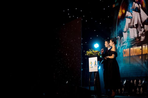 CHO THUÊ MC TIỆC TẤT NIÊN