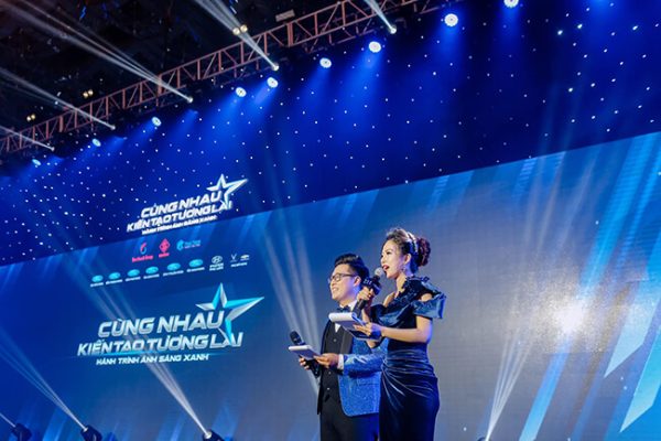 cho thuê mc tiệc tất niên