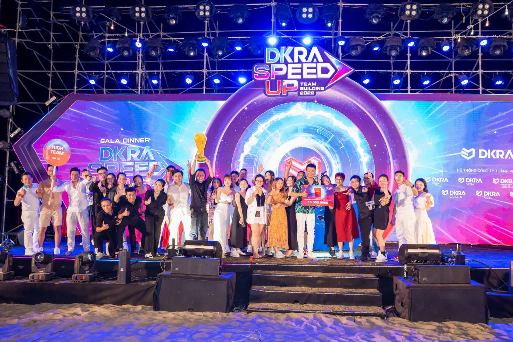 cho thuê âm thanh ánh sáng tiệc tất niên