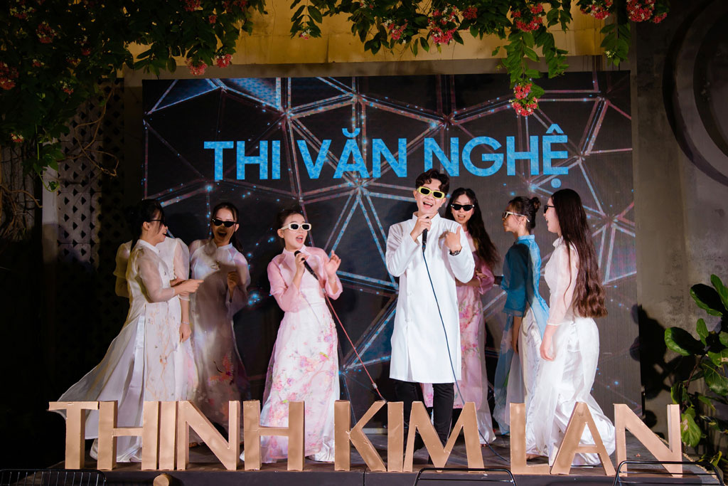 to-chuc-tiec-tat-nien-2025