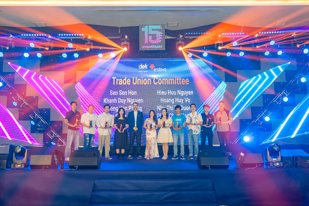 to-chuc-tiec-tat-nien-2025