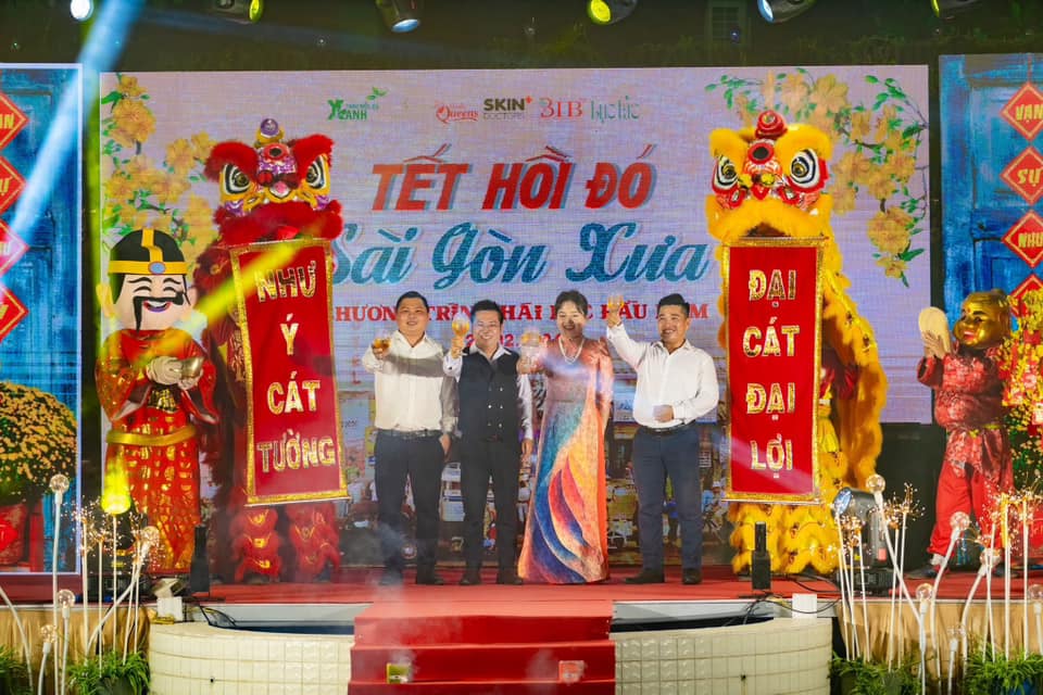 to-chuc-tiec-tat-nien-2025