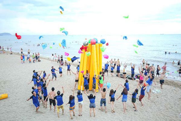 tổ chức sụ kiện team building trọn gói